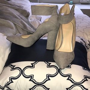 Gray heels